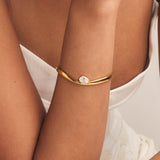 Pia Bangle