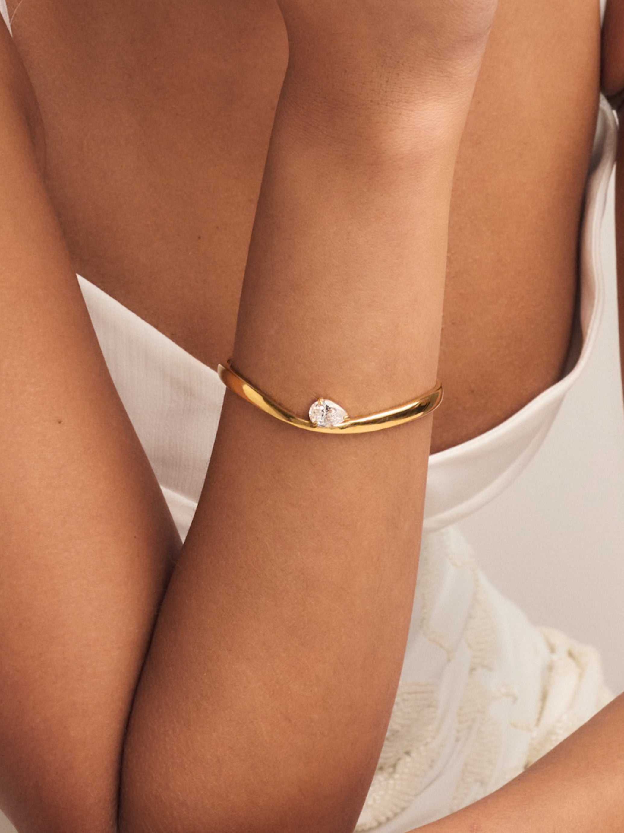 Pia Bangle